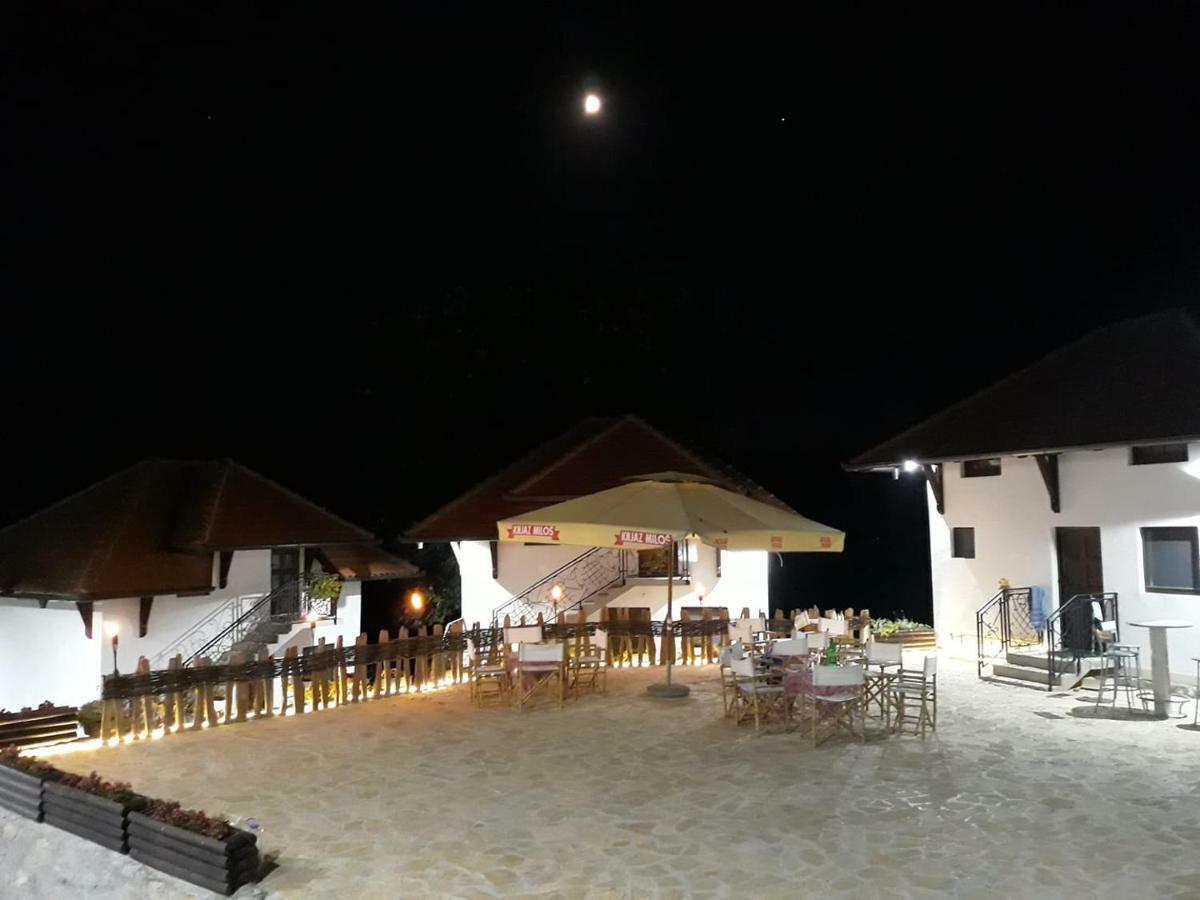 Etno Selo Lelic Bed & Breakfast Valjevo Bagian luar foto
